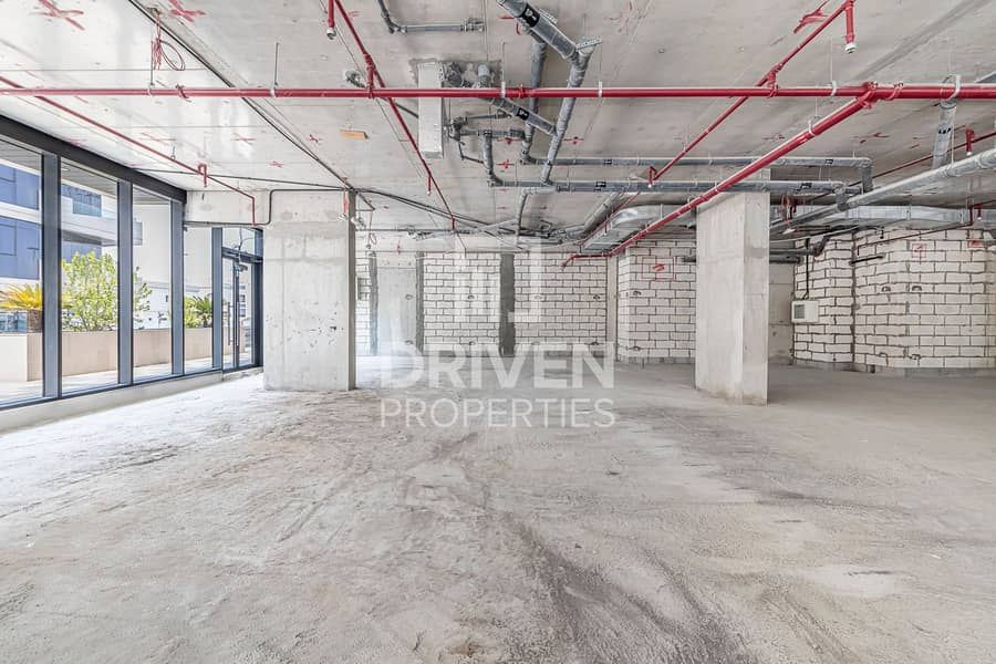 High-Return Retail Space–Ideal for Smart Investor