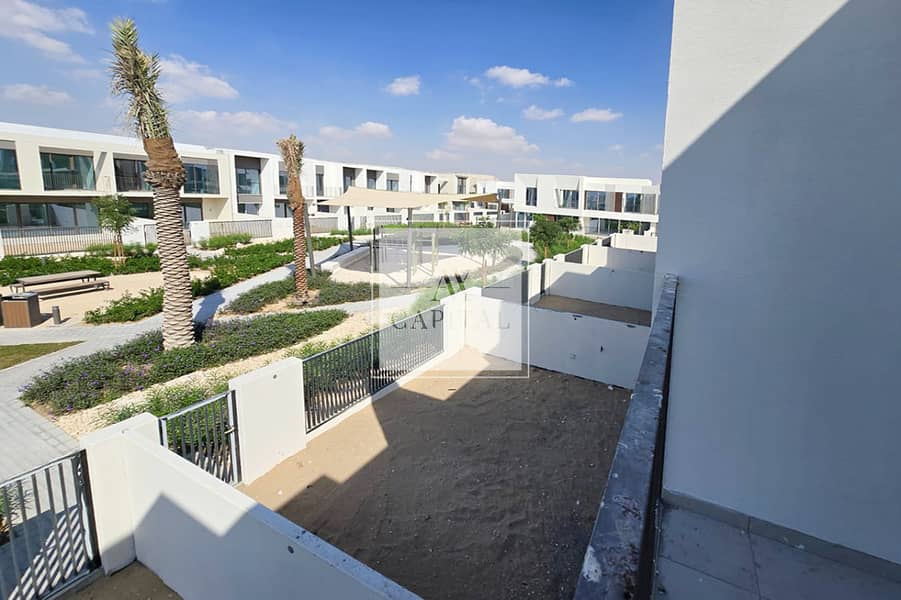 位于山谷小区,娜拉联排别墅 3 卧室的联排别墅 2840000 AED - 12348299 位于山谷小区,娜拉联排别墅 3 卧室的联排别墅 2840000 AED - 12348299
