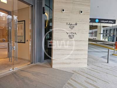 2 Bedroom Flat for Rent in Downtown Dubai, Dubai - Direct Dubai Mall Access | Unfurnished | Vacant