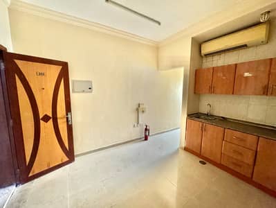 استوديو  للايجار في المصلى، الشارقة - c71c83d0-157c-4b95-bf9c-4b26a7602b47. jpeg