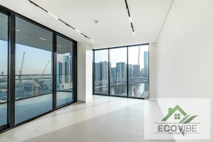 2 Bed Plus Maid, Canal view, Brand New Luxury Apartment