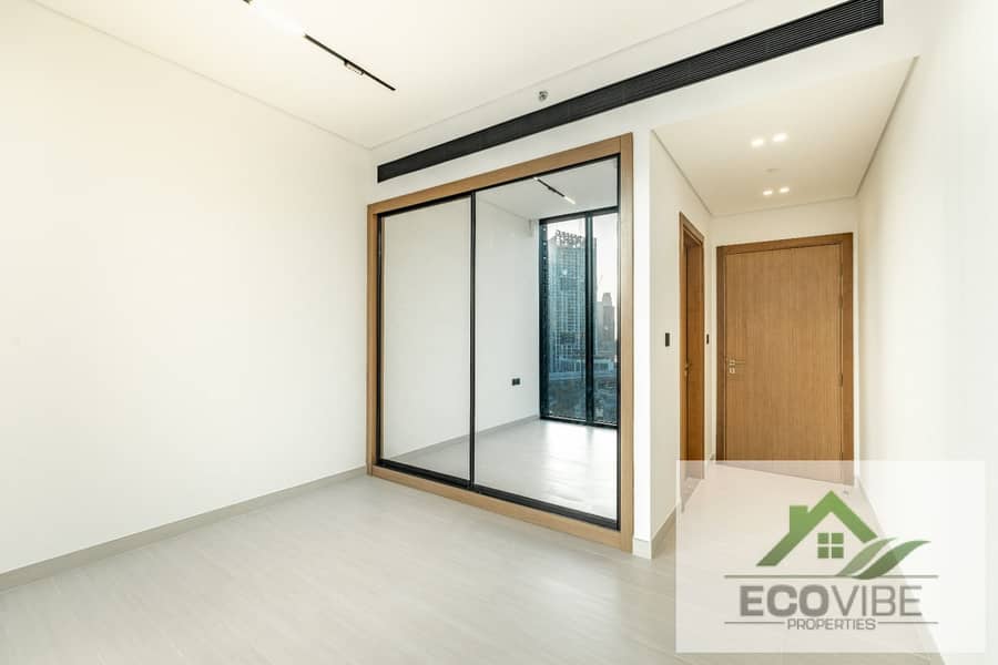 2 Bed Plus Maid, Canal view, Brand New Luxury Apartment