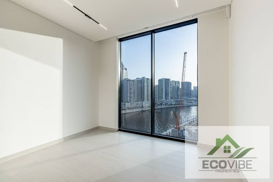 2 Bed Plus Maid, Canal view, Brand New Luxury Apartment