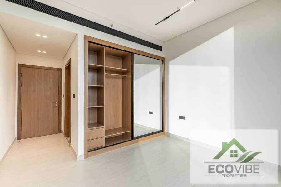 2 Bed Plus Maid, Canal view, Brand New Luxury Apartment - Image 6