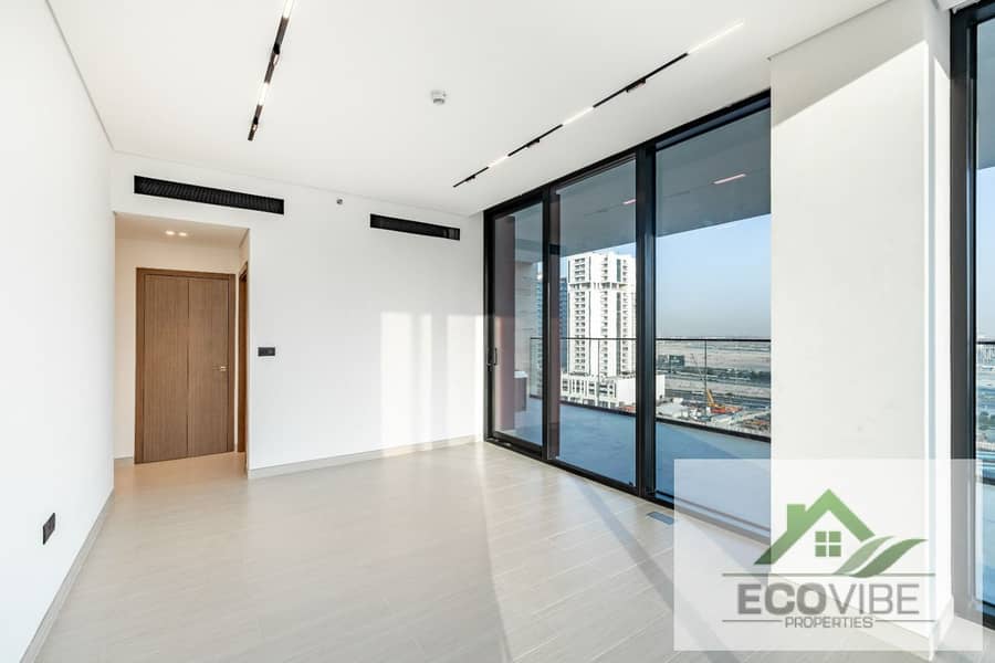 2 Bed Plus Maid, Canal view, Brand New Luxury Apartment - Image 7