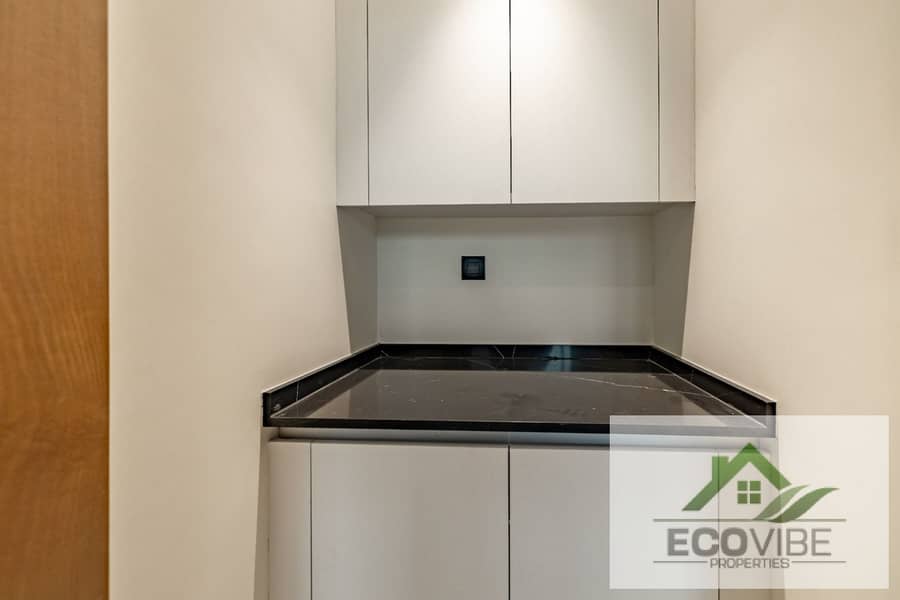 2 Bed Plus Maid, Canal view, Brand New Luxury Apartment - Image 13