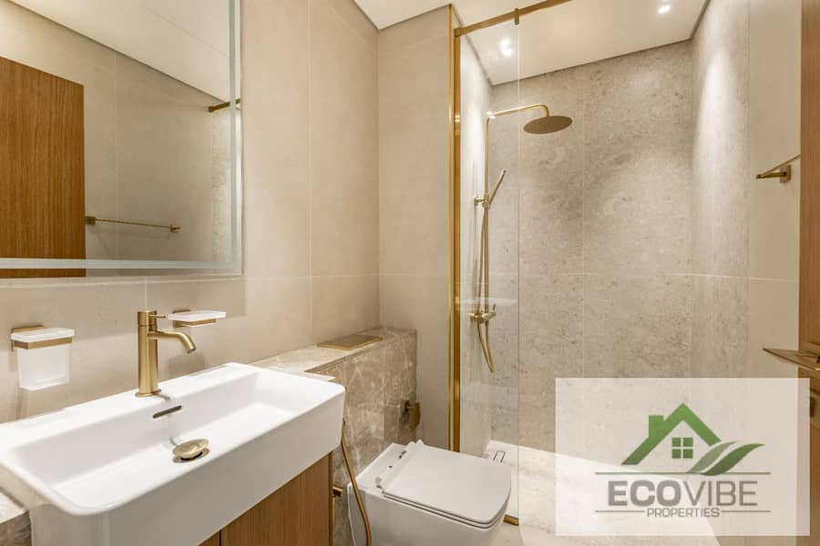 2 Bed Plus Maid, Canal view, Brand New Luxury Apartment - Image 15