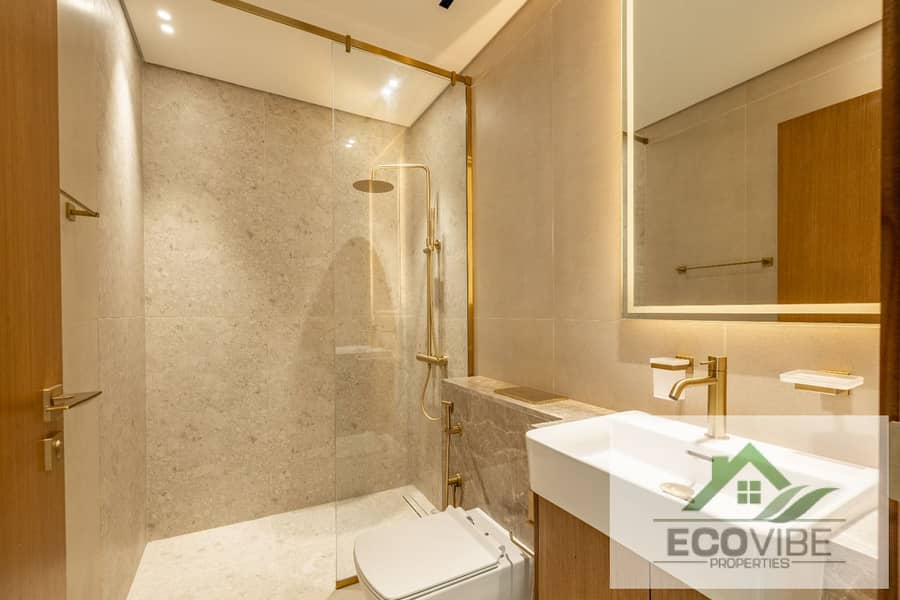 2 Bed Plus Maid, Canal view, Brand New Luxury Apartment - Image 16