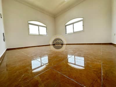 Studio for Rent in Al Mushrif, Abu Dhabi - 982b6c0a-0b7d-4fc7-b37f-fc9c3d659783. jpg