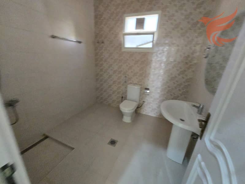 33 IMG-20250728-WA0148. jpg