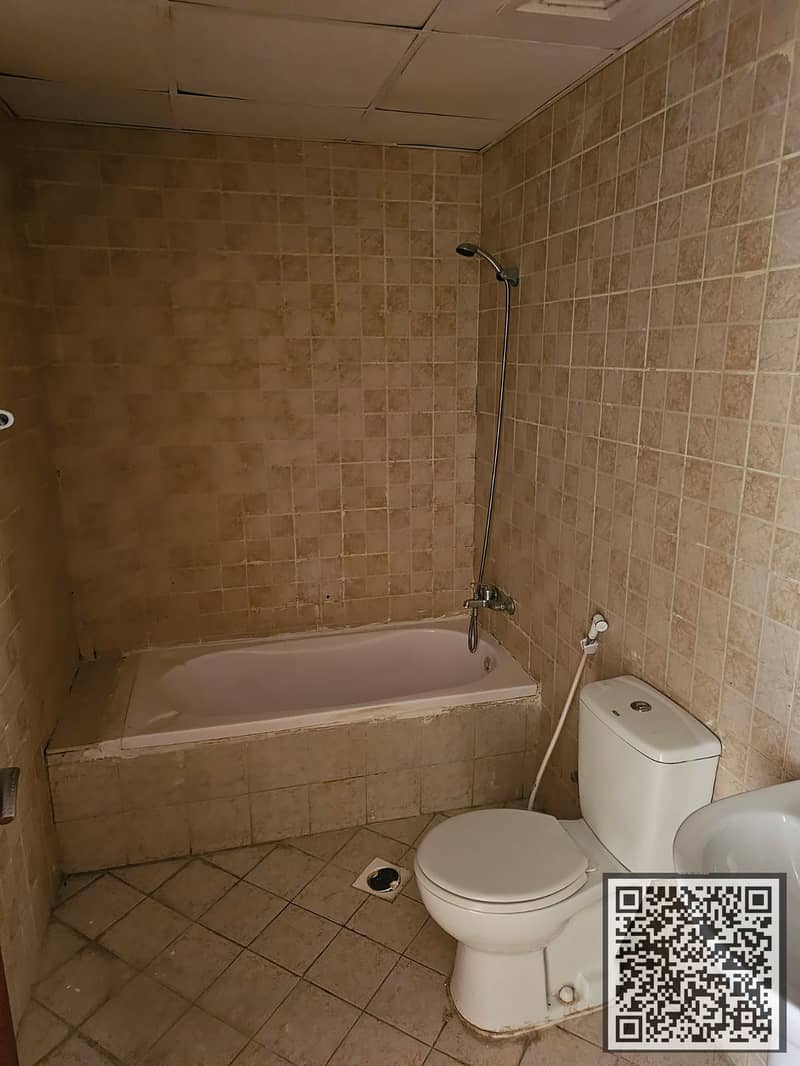 11 cdcdb277-85e0-408f-ac77-b4a1d1bae09d. jpg