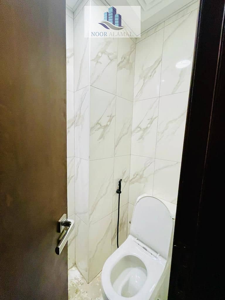 12 e10c7baf-4b23-4265-9908-959085de18b8. jpg
