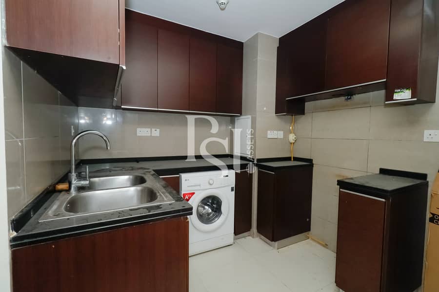 7 Burooj-views-marinasquare-al-reem-island-abu-dhabi-kitchen (2). JPG