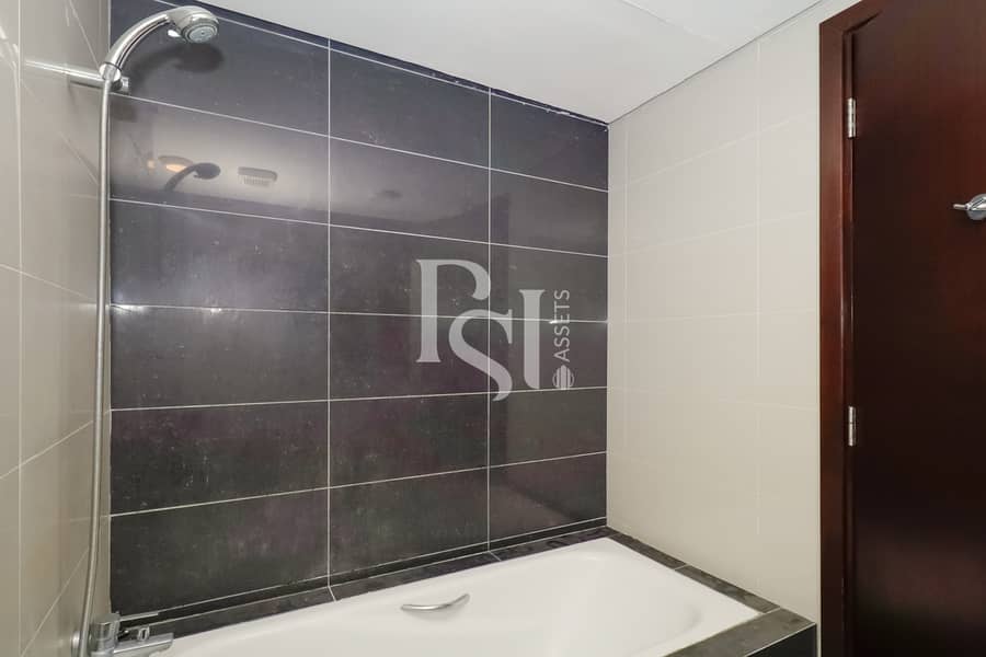 9 Burooj-views-marinasquare-al-reem-island-abu-dhabi-bathroom (4). JPG