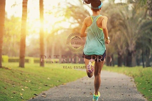8 healthy-lifestyle-young-sporty-a. jpeg
