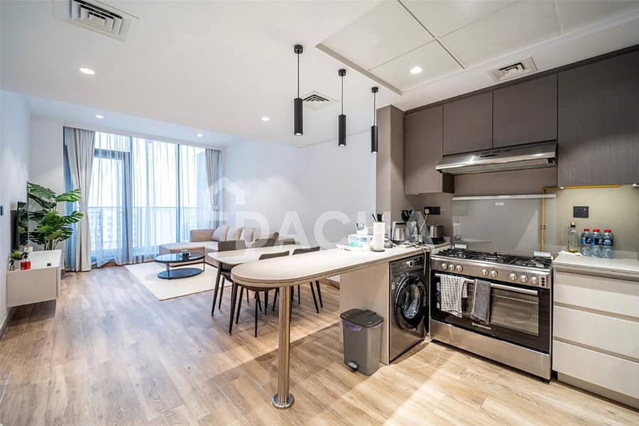 位于朱美拉环形村(JVC)，JVC第13区，澈玛大道公寓 1 卧室的公寓 940000 AED - 12350930