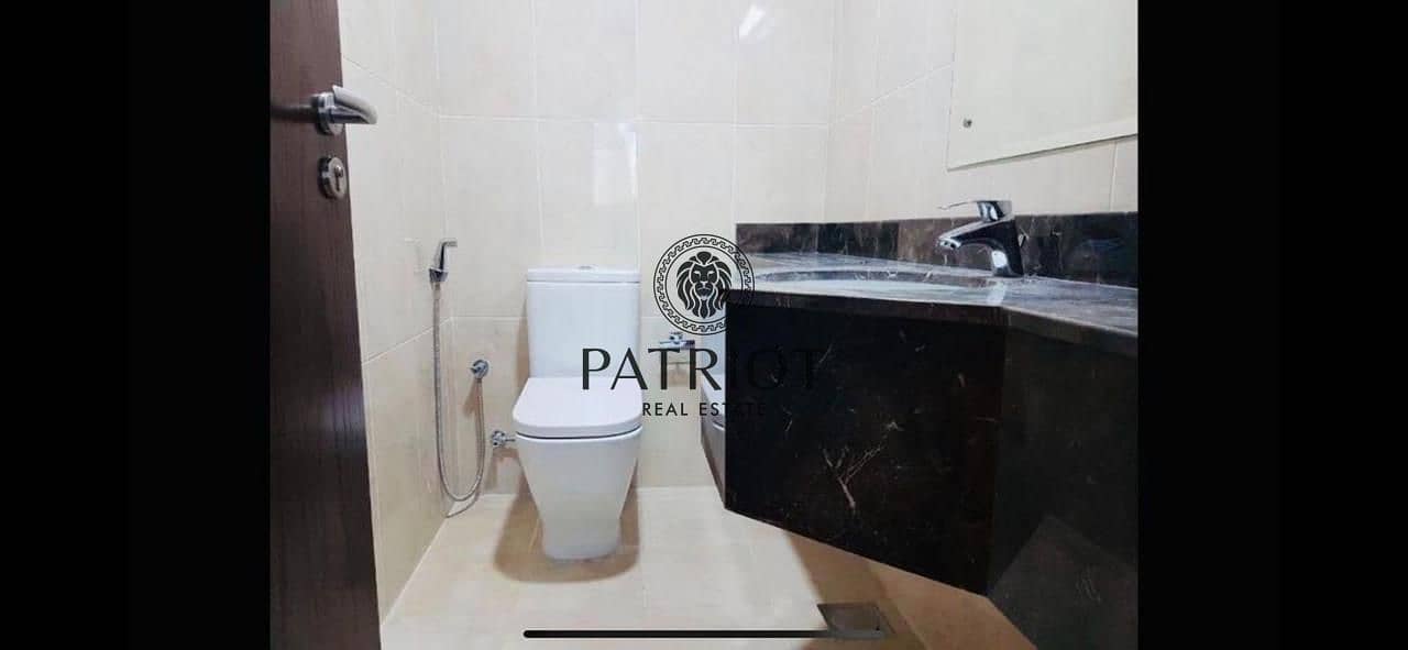5 51713ba5-52d7-48bd-bc87-8278ca0accbf. jpg