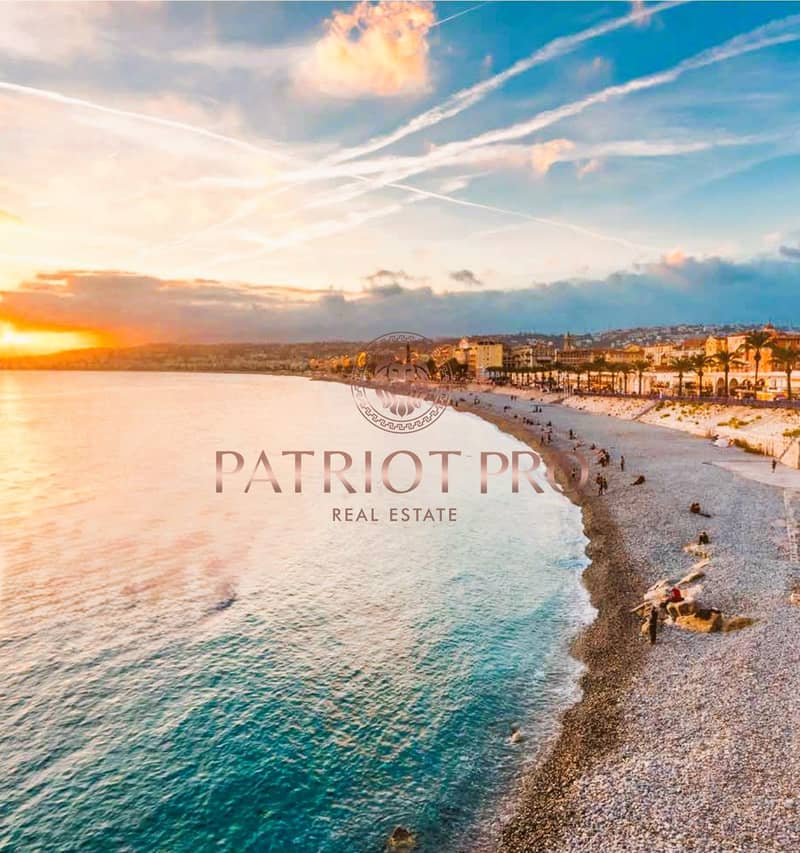 10 Lagoons_Nice_page-0003. jpg