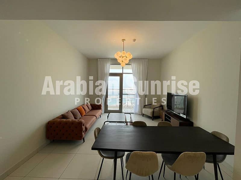 2 Reflection-B1505-1BR-Living-1. jpg