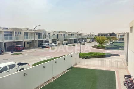 تاون هاوس 3 غرف نوم للايجار في (أكويا من داماك) داماك هيلز 2، دبي - تاون هاوس في البيزيا،(أكويا من داماك) داماك هيلز 2 3 غرف 120000 درهم - 12353071