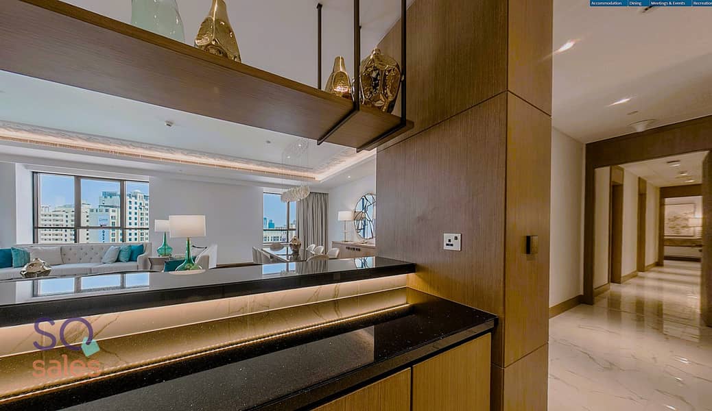 6 Kitchen. jpg