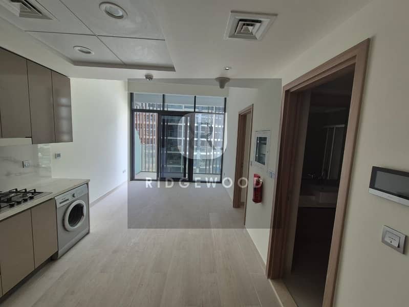 RIDGEWOOD REAL ESTATE 007 (1). jpg