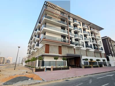 مبنى سكني 11 غرف نوم للبيع في المدينة العالمية، دبي - 29079. jpg