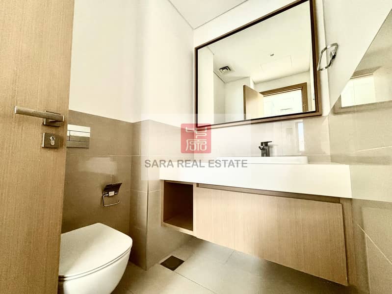 12 Guest Toilet. JPG