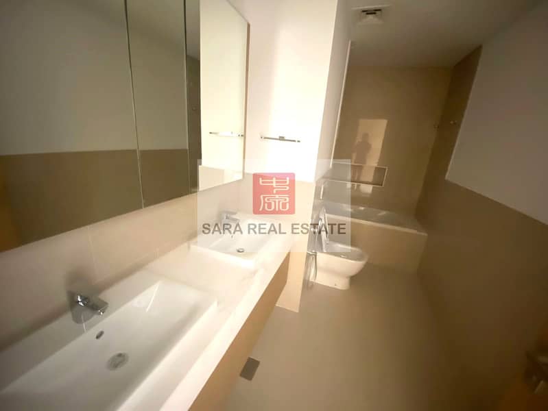 17 3.5 Master Bath Room. jpeg