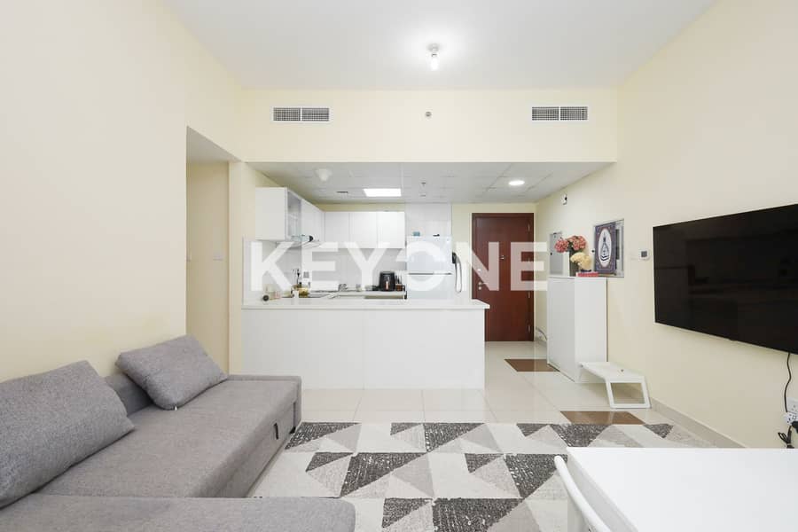 JBR & Pool View | Unfurnished | Amazing Layout JBR & Pool View | Unfurnished | Amazing Layout