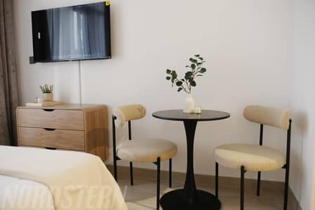 1 Bedroom Apartment for Rent in Meydan City, Dubai - Elegant Studio Apartment – Branded Furnishings