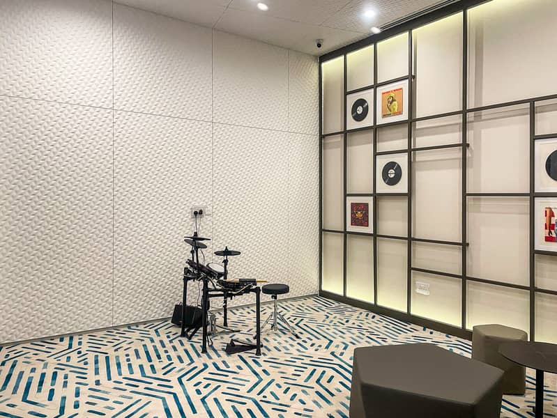 46 Music room (1). jpg