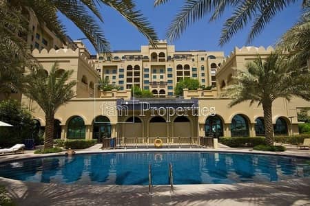 Triplex 3bed Townhouse with Swimming pool Triplex 3bed Townhouse with Swimming pool