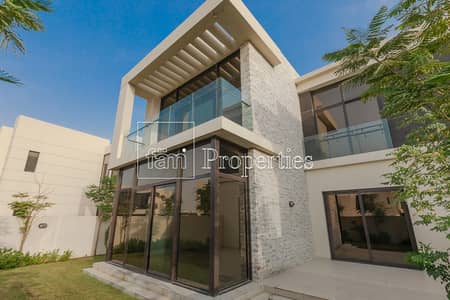 Well Maintained | 5 Bed Facing Park | Vacant Well Maintained | 5 Bed Facing Park | Vacant