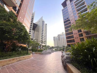 2 Bedroom Apartment for Rent in Palm Jumeirah, Dubai - LUXURY LIVING | PRIVATE BEACH ACCESS | VACANT