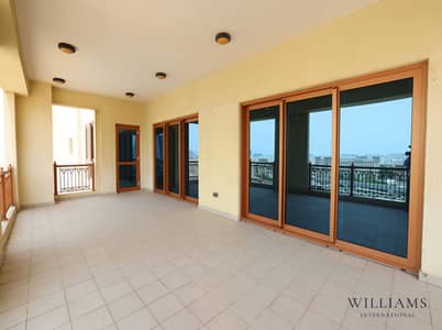 3 Bedroom Flat for Rent in Palm Jumeirah, Dubai - LARGE TERRACE | UNFURNISHED | VACANT