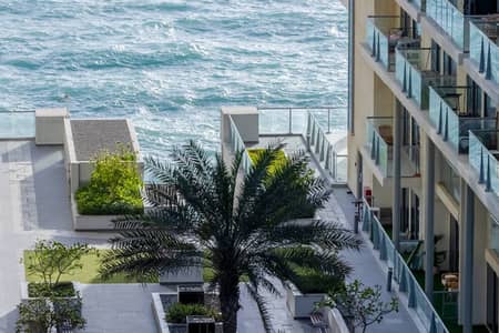 1 Bedroom Flat for Sale in Al Marjan Island, Ras Al Khaimah - Largest 1 Bedroom Apartment for Sale in Al Marjan Island-On the Beach