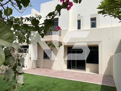 فیلا 3 غرف نوم للايجار في تاون سكوير، دبي - 0cbbf169-3937-48da-9af0-9d46f0c8af68. jpg