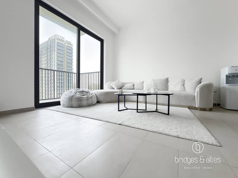 位于迪拜山庄，行政公寓，行政公寓2号 1 卧室的公寓 110000 AED - 12357289