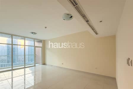 2 Bedroom Flat for Rent in Business Bay, Dubai - Spacious | Bright | Prime Location