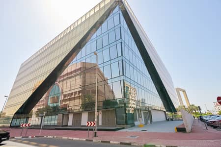 مکتب  للايجار في بر دبي، دبي - مکتب في جولدن جايت،عود ميثاء،بر دبي 459623 درهم - 12306800