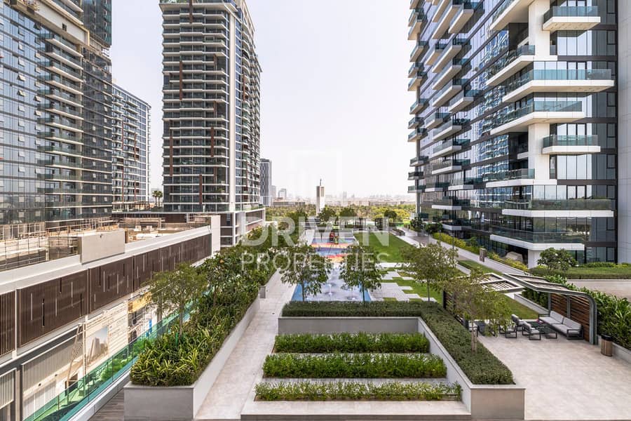 Expansive and Well Maintained Unit | High Floor Expansive and Well Maintained Unit | High Floor
