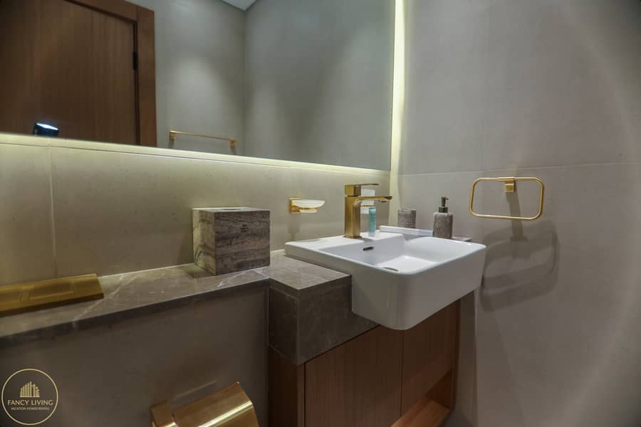15 5Y8A5629. jpg