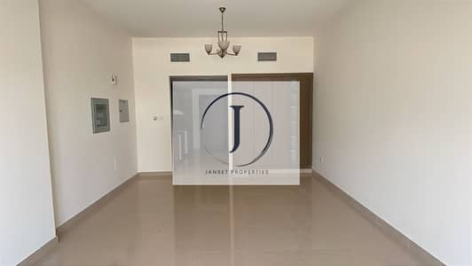 Studio for Rent in Dubai Land Residence Complex, Dubai - da8fa71a-6b47-4581-bca4-7723ba262574. jpg