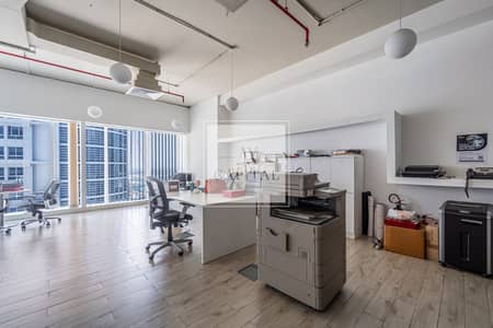 Office for Rent in Business Bay, Dubai - Bright Unit | Open Layout | Ensuite Pantry