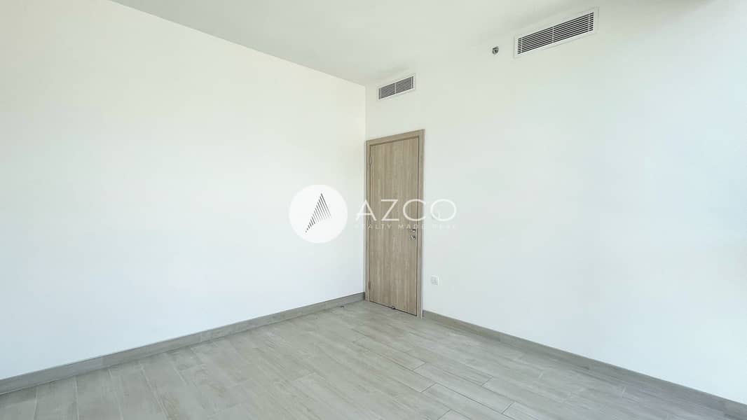 Five Hotel View | Vacant | Luxury Building