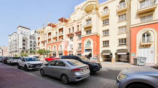 1 Bedroom Flat for Sale in Jumeirah Village Circle (JVC), Dubai - Road View | Cozy Area | Near Circle Mall