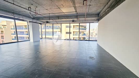 Office for Rent in Bur Dubai, Dubai - Premium | Semi Fitted | Best Location | AC Free