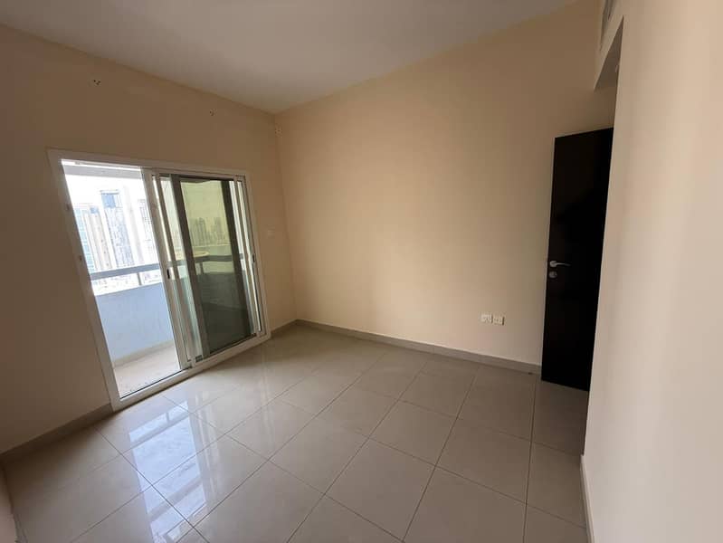 8 cde9daa4-188e-42bc-abfd-d3277aa53bb5. jpg