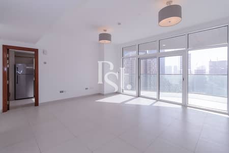 1 Bedroom Flat for Sale in Al Reem Island, Abu Dhabi - parkside-residence-tower-A-shams-abu-dhabi-al-reem-island-living-area (1). JPG